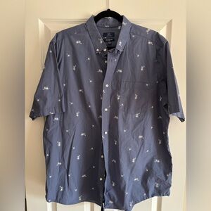 🟢GEORGE. Medium blue s/s button down with an all over pam tree print. Size XL